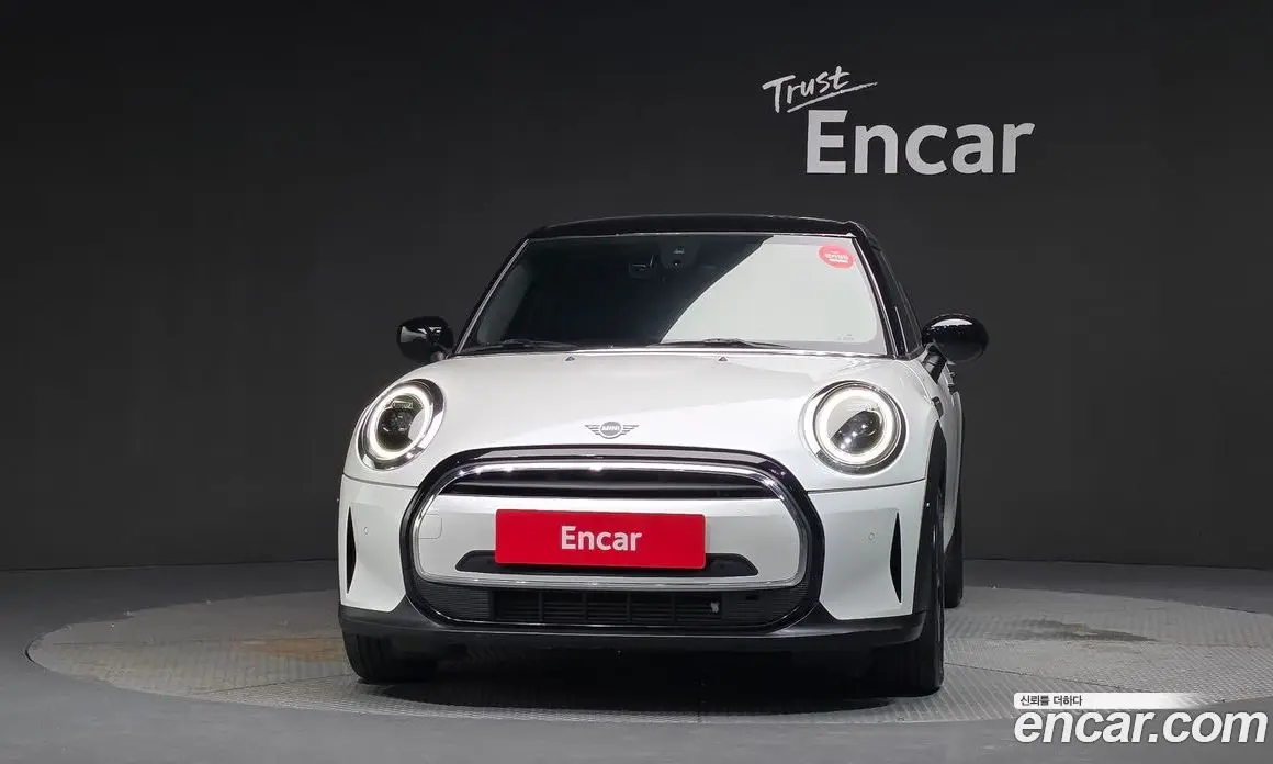 Mini Cooper 2023 1.5 автомат (гидро), фото 3