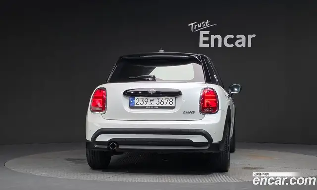 Mini Cooper 2023 1.5 автомат (гидро), миниатюра 4