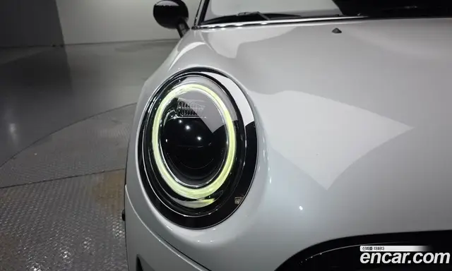 Mini Cooper 2023 1.5 автомат (гидро), миниатюра 8