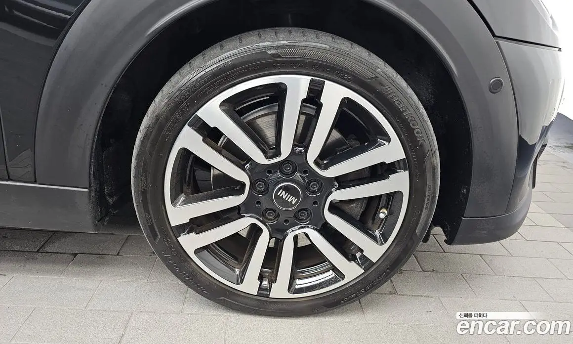 Mini Cooper 2024 2.0 автомат (гидро), фото 7