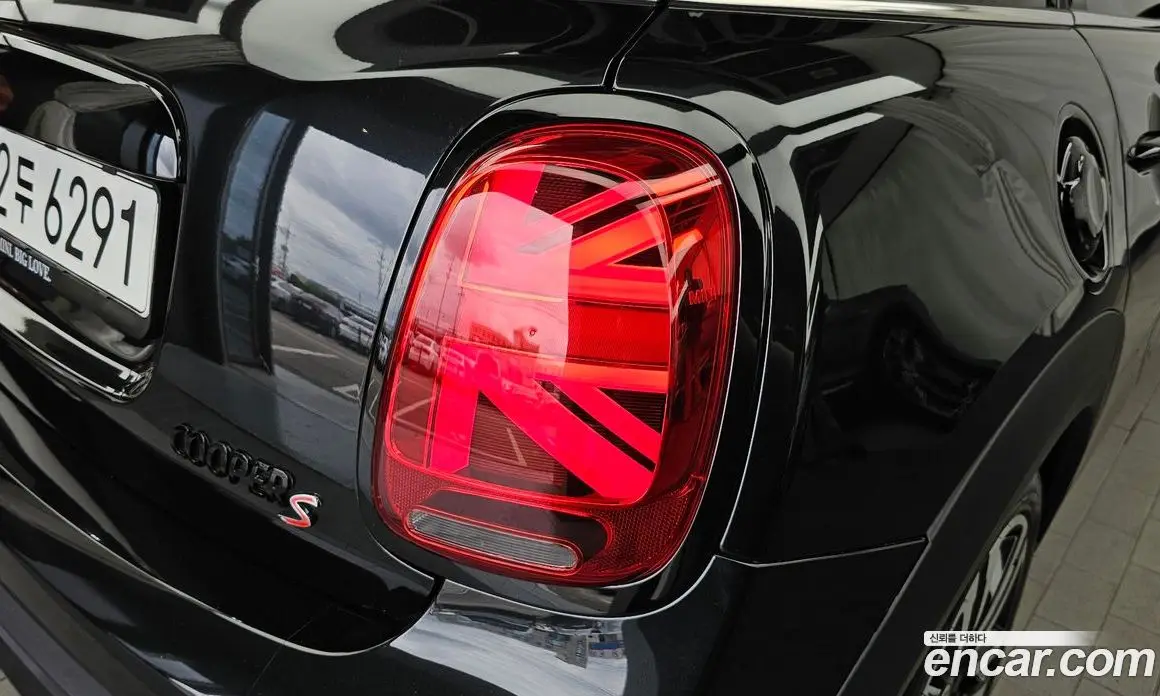 Mini Cooper 2024 2.0 автомат (гидро), фото 9