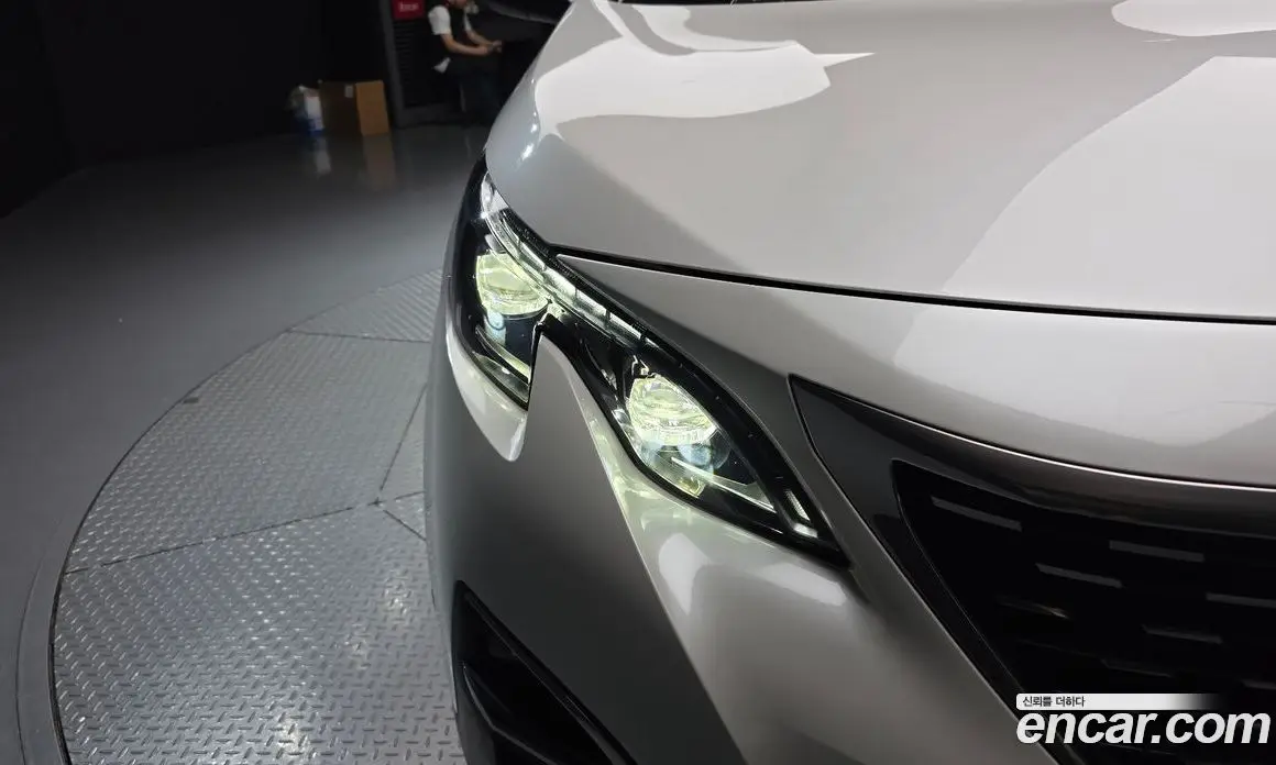 Peugeot 5008 2018 1.6 автомат (гидро), фото 8 Peugeot 5008 2018 1.6 автомат (гидро), фото 8