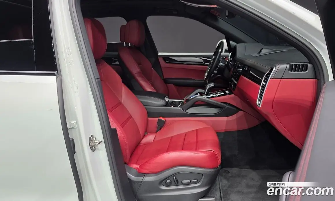 Porsche Cayenne 2022 3.0 автомат (гидро), фото 16 Porsche Cayenne 2022 3.0 автомат (гидро), фото 16