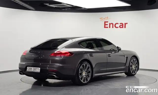 Porsche Panamera 2016 3.6 автомат (гидро), миниатюра 2 Porsche Panamera 2016 3.6 автомат (гидро), миниатюра 2