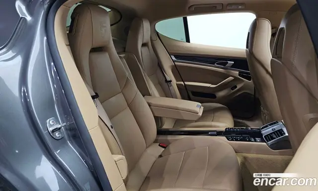 Porsche Panamera 2016 3.6 автомат (гидро), миниатюра 12