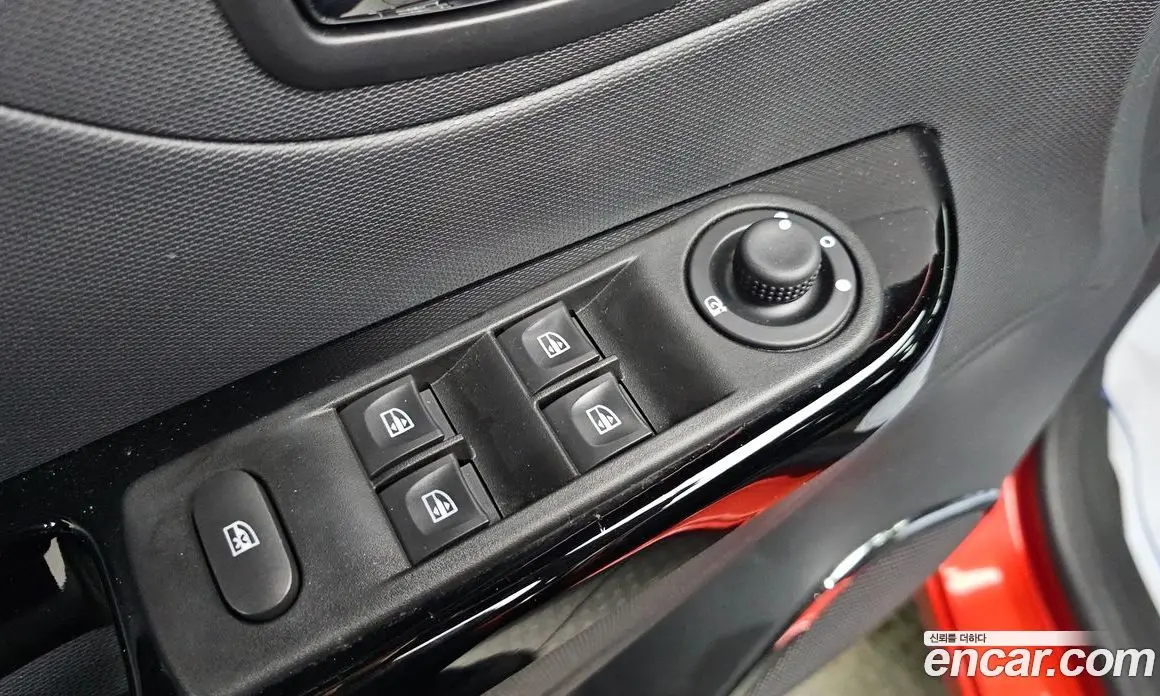 Renault (Samsung) QM3 2015 1.5 автомат (гидро), фото 13 Renault (Samsung) QM3 2015 1.5 автомат (гидро), фото 13