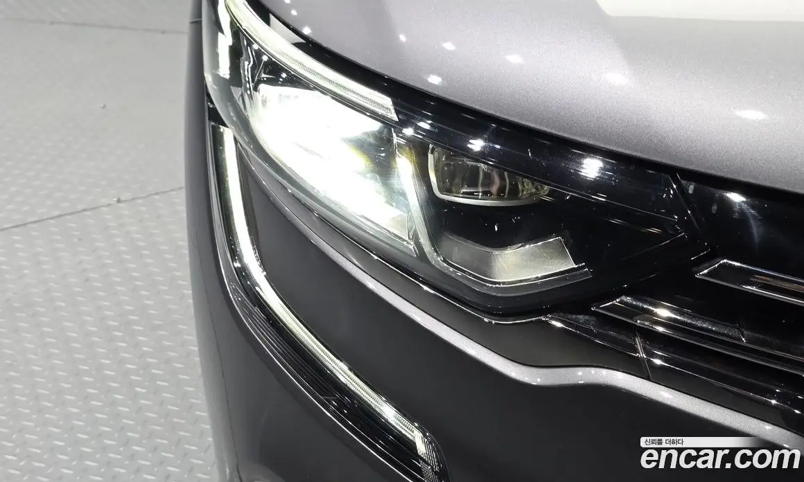 Renault (Samsung) QM6 2017 2.0 автомат (гидро), фото 8 Renault (Samsung) QM6 2017 2.0 автомат (гидро), фото 8