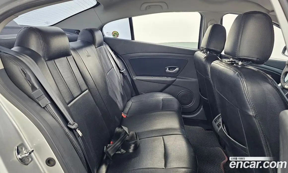 Renault (Samsung) SM3 2009 1.6 автомат (гидро), фото 11 Renault (Samsung) SM3 2009 1.6 автомат (гидро), фото 11
