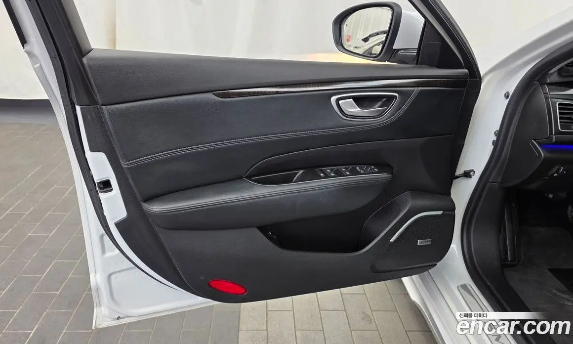 Renault (Samsung) SM6 2017 2.0 автомат (гидро), фото 14 Renault (Samsung) SM6 2017 2.0 автомат (гидро), фото 14