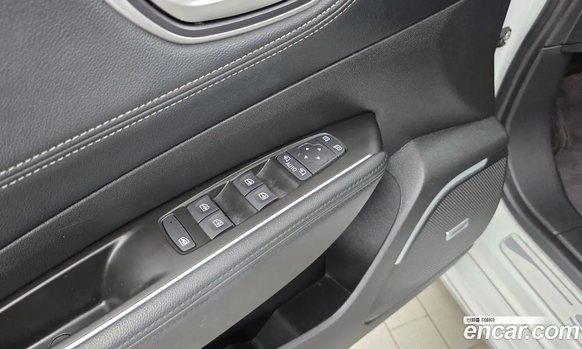 Renault (Samsung) SM6 2017 2.0 автомат (гидро), фото 28 Renault (Samsung) SM6 2017 2.0 автомат (гидро), фото 28