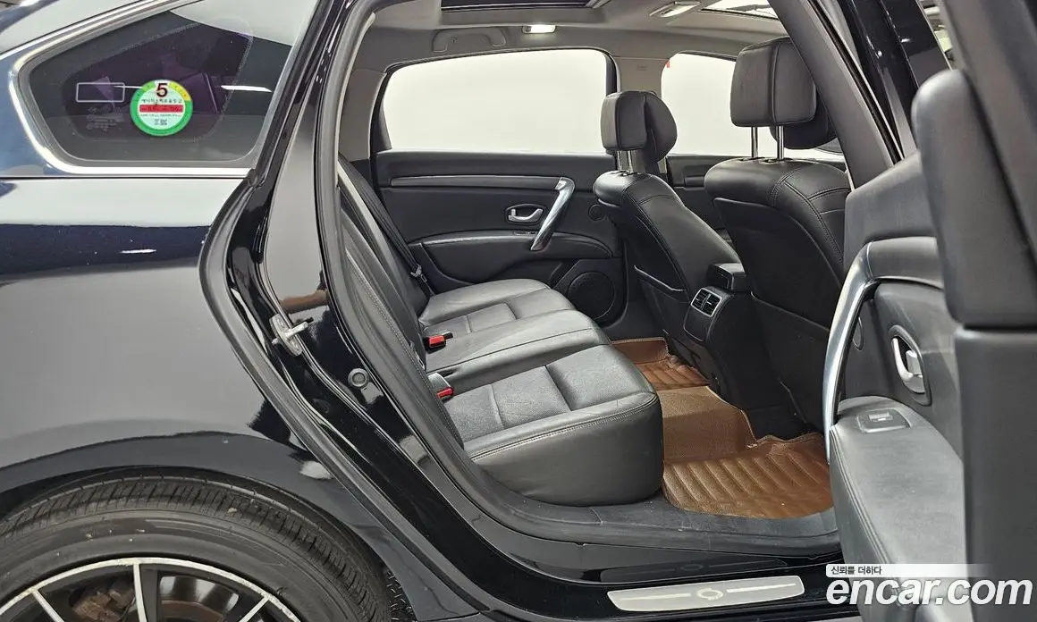 Renault (Samsung) SM7 2015 2.0 автомат (гидро), фото 17 Renault (Samsung) SM7 2015 2.0 автомат (гидро), фото 17