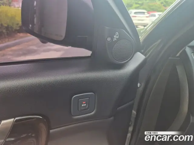Renault (Samsung) SM7 2015 2.5 автомат (гидро), миниатюра 10 Renault (Samsung) SM7 2015 2.5 автомат (гидро), миниатюра 10