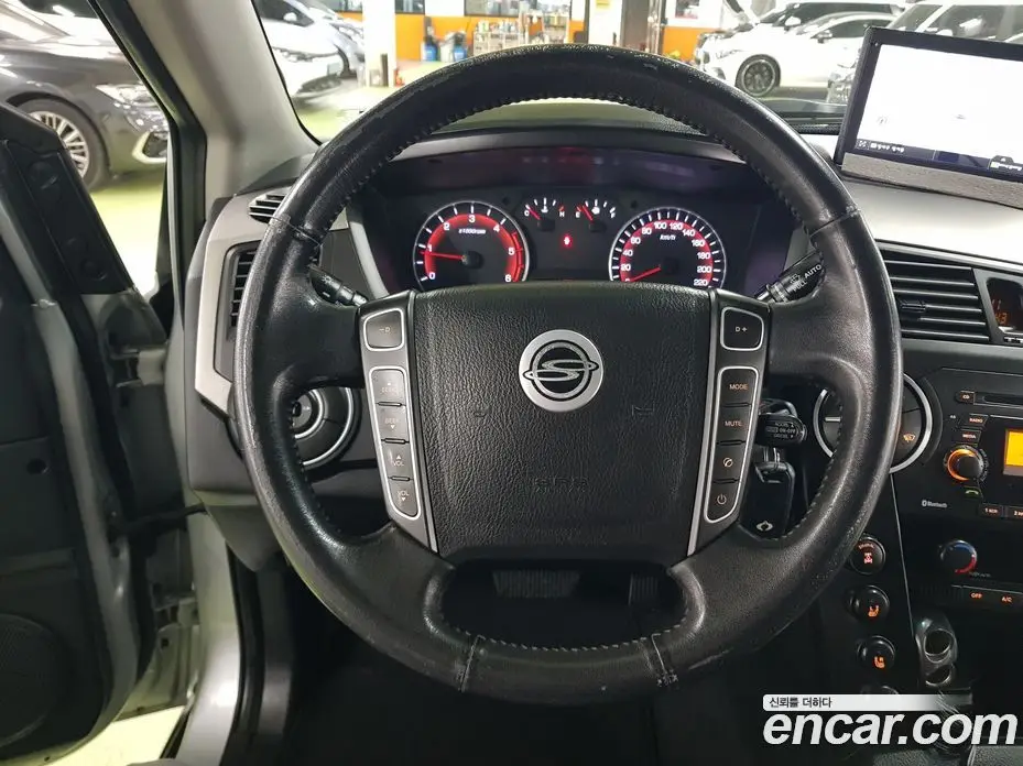 SsangYong Korando 2014 2.0 автомат (гидро), фото 12