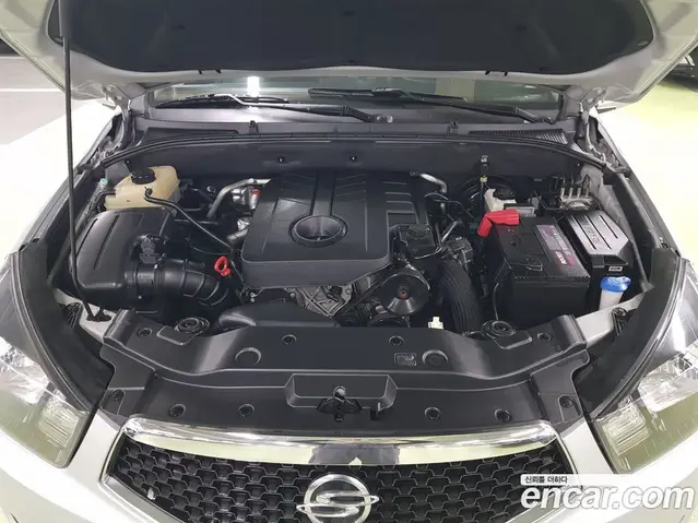 SsangYong Korando 2014 2.0 автомат (гидро), миниатюра 8