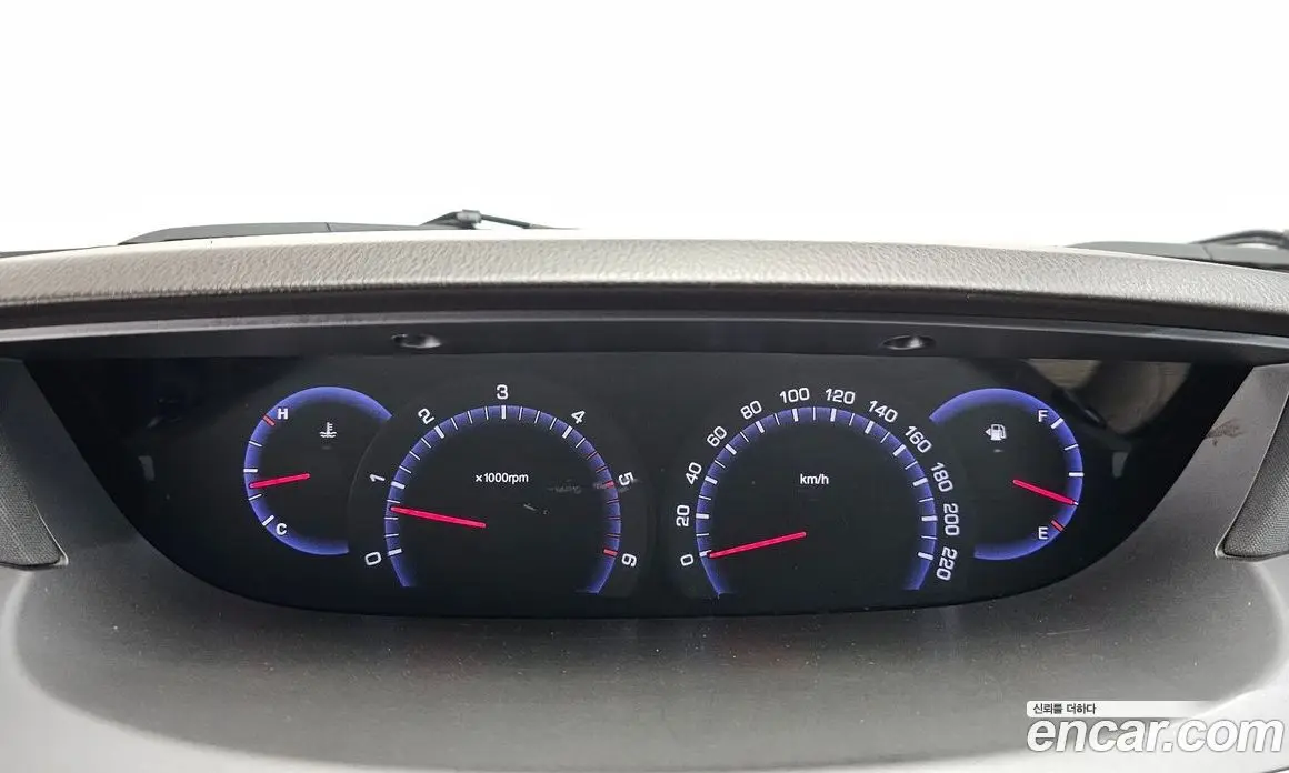 SsangYong Korando 2014 2.0 автомат (гидро), фото 8 SsangYong Korando 2014 2.0 автомат (гидро), фото 8