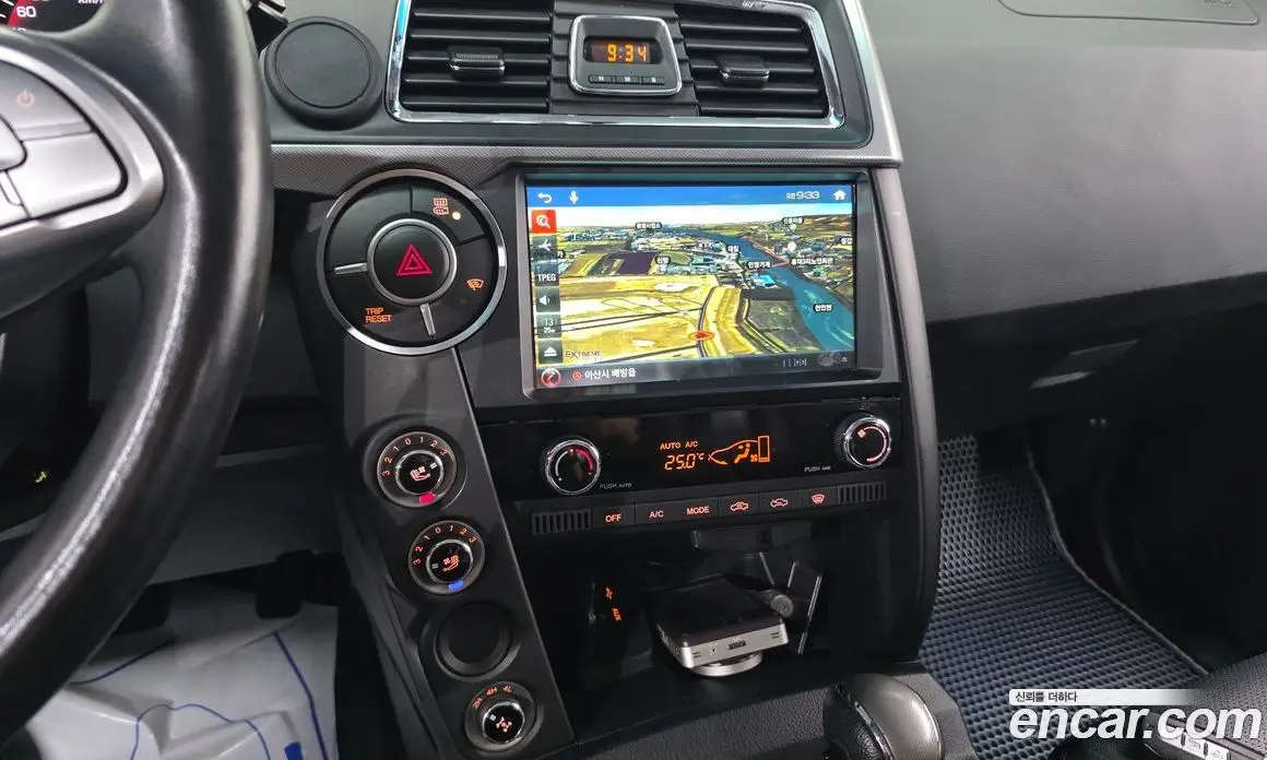 SsangYong Korando 2017 2.2 автомат (гидро), фото 16