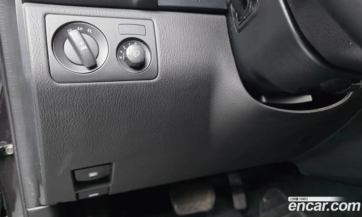 SsangYong Rexton 2016 2.2 автомат (гидро), фото 28 SsangYong Rexton 2016 2.2 автомат (гидро), фото 28