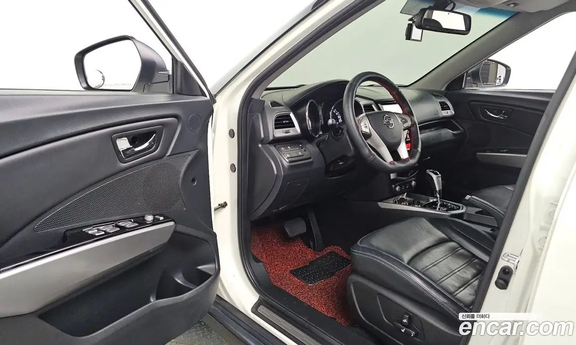 SsangYong TIBOLI 2015 1.6 автомат (гидро), фото 13 SsangYong TIBOLI 2015 1.6 автомат (гидро), фото 13
