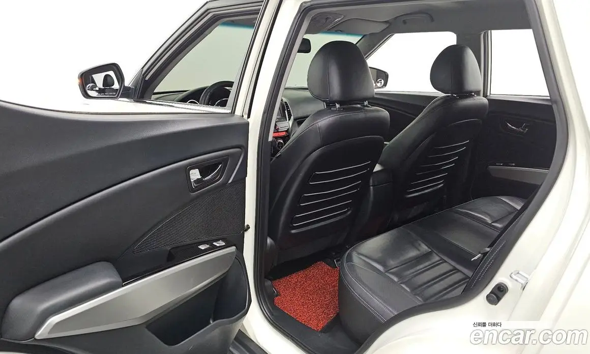 SsangYong TIBOLI 2015 1.6 автомат (гидро), фото 18 SsangYong TIBOLI 2015 1.6 автомат (гидро), фото 18