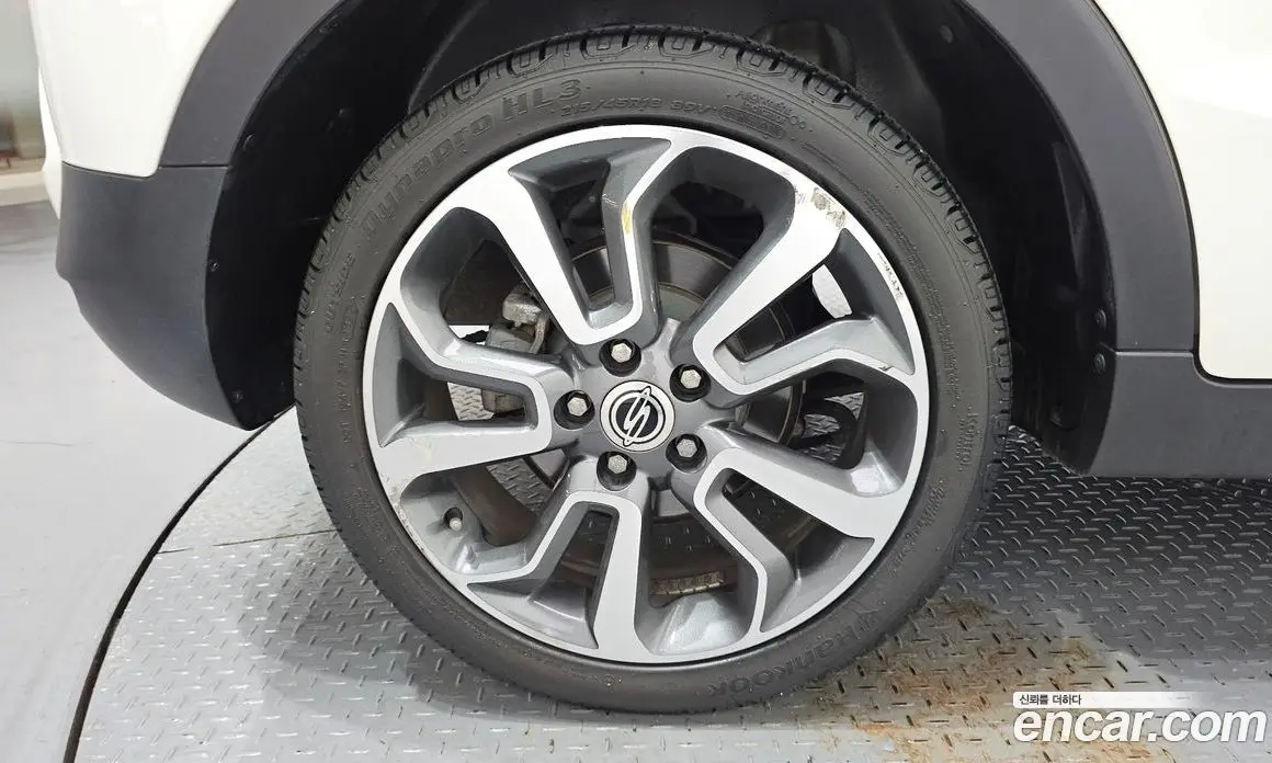 SsangYong TIBOLI 2015 1.6 автомат (гидро), фото 5 SsangYong TIBOLI 2015 1.6 автомат (гидро), фото 5