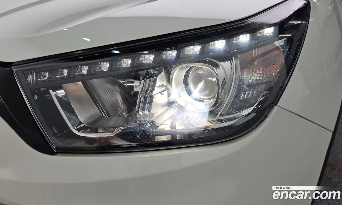 SsangYong TIBOLI 2015 1.6 автомат (гидро), фото 8 SsangYong TIBOLI 2015 1.6 автомат (гидро), фото 8