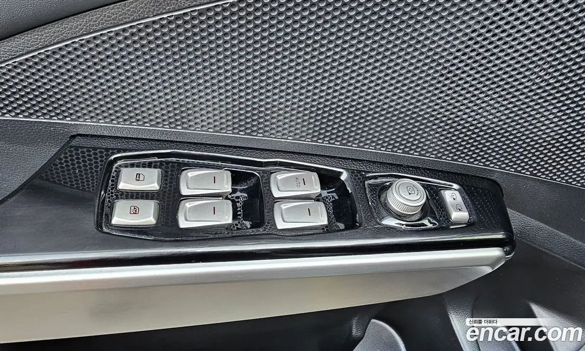 SsangYong TIBOLI 2019 1.6 автомат (гидро), фото 12