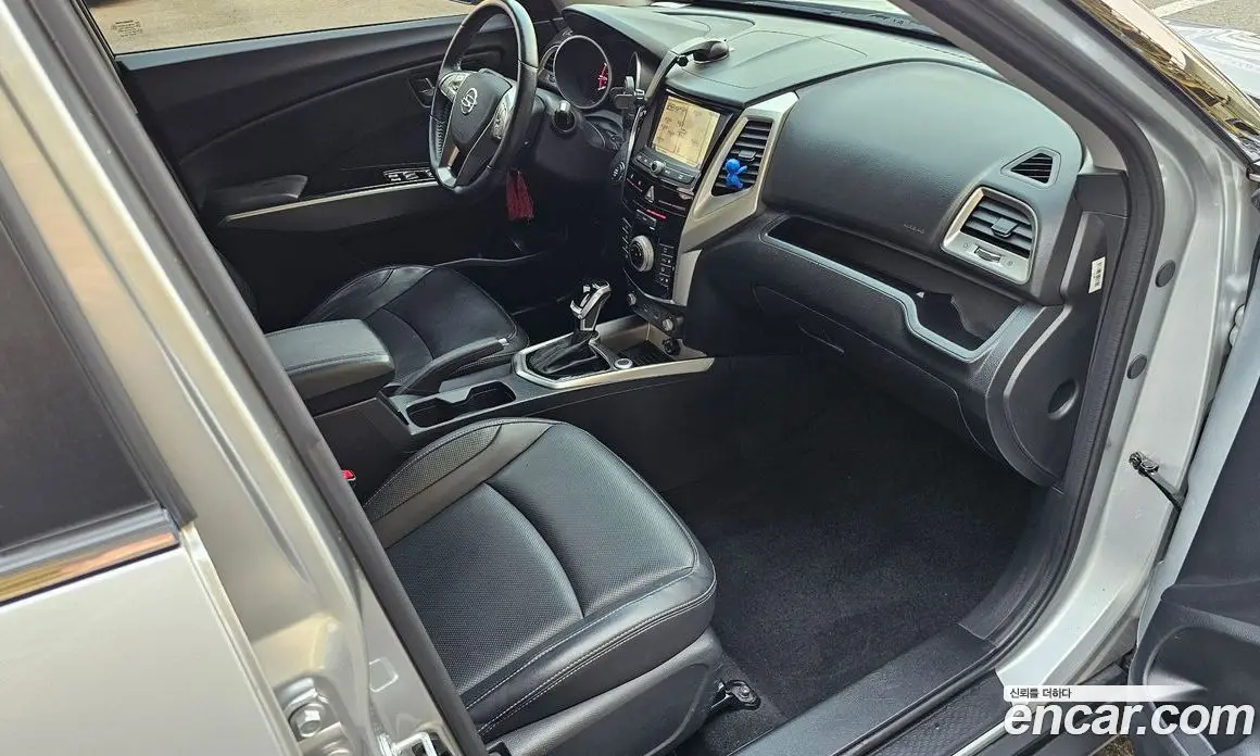 SsangYong TIBOLI 2019 1.6 автомат (гидро), фото 8