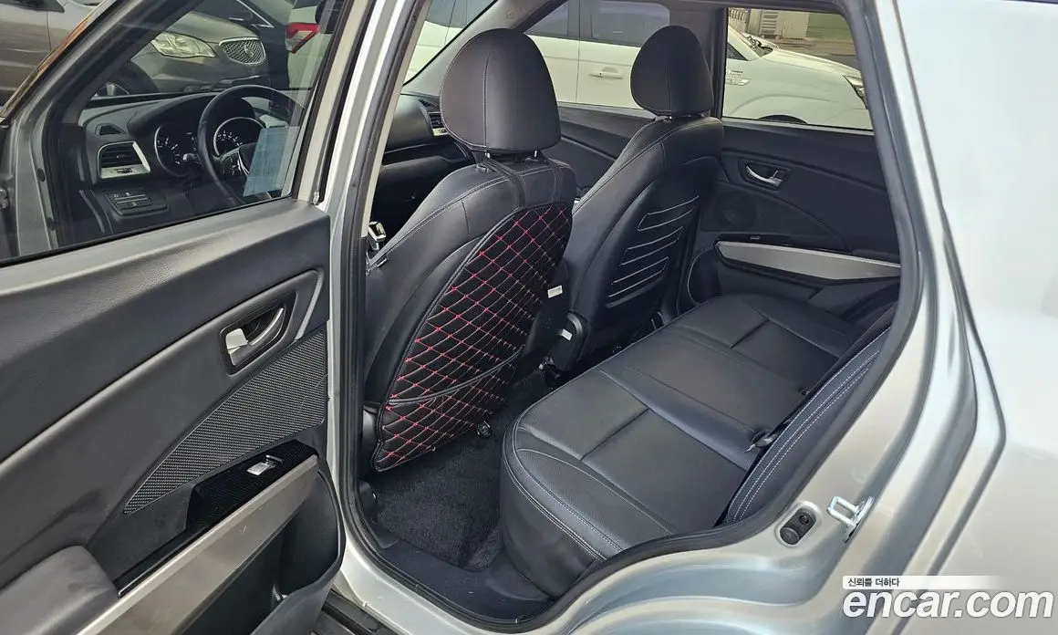 SsangYong TIBOLI 2019 1.6 автомат (гидро), фото 10