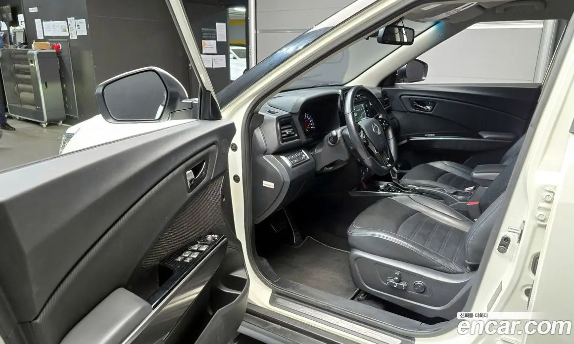 SsangYong TIBOLI 2019 1.5 автомат (гидро), фото 11 SsangYong TIBOLI 2019 1.5 автомат (гидро), фото 11