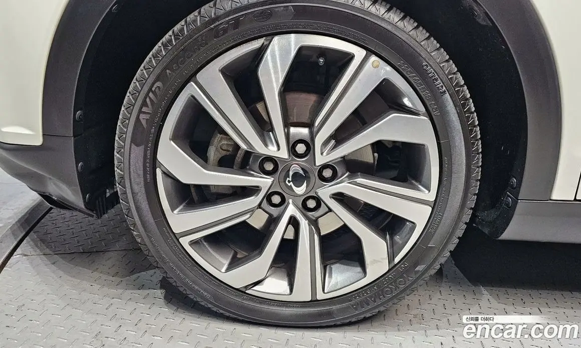 SsangYong TIBOLI 2019 1.5 автомат (гидро), фото 5 SsangYong TIBOLI 2019 1.5 автомат (гидро), фото 5