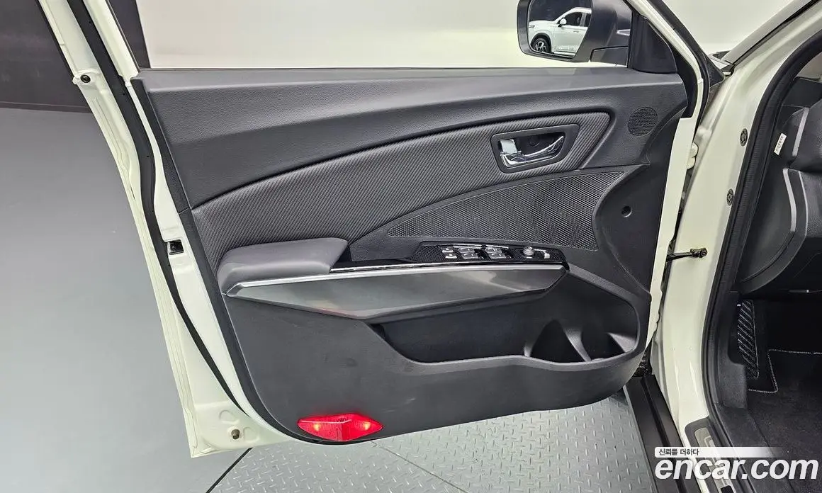 SsangYong TIBOLI 2020 1.5 автомат (гидро), фото 14 SsangYong TIBOLI 2020 1.5 автомат (гидро), фото 14