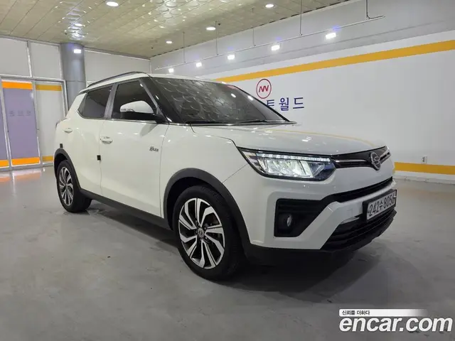SsangYong TIBOLI 2021 1.5 автомат (гидро), миниатюра 3