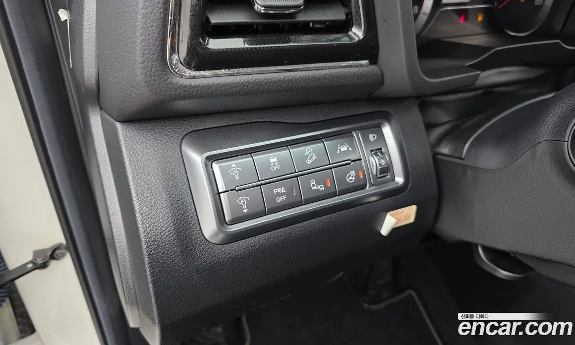 SsangYong TIBOLI 2022 1.5 автомат (гидро), фото 16 SsangYong TIBOLI 2022 1.5 автомат (гидро), фото 16
