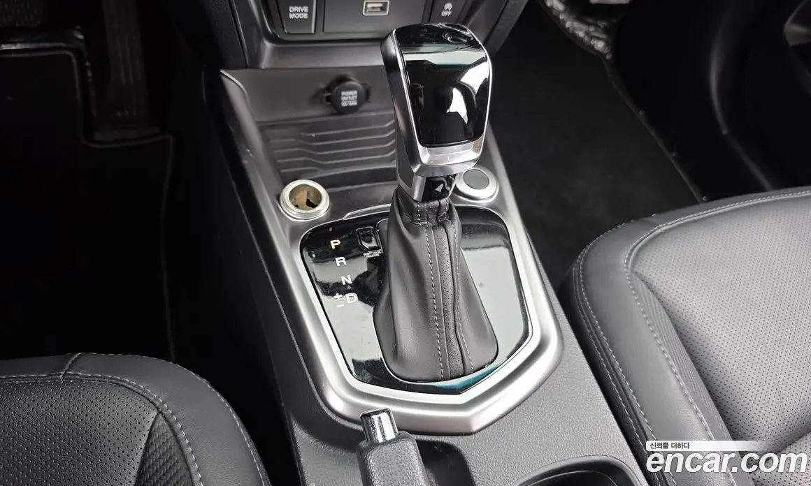 SsangYong TIBOLI 2022 1.5 автомат (гидро), фото 9 SsangYong TIBOLI 2022 1.5 автомат (гидро), фото 9