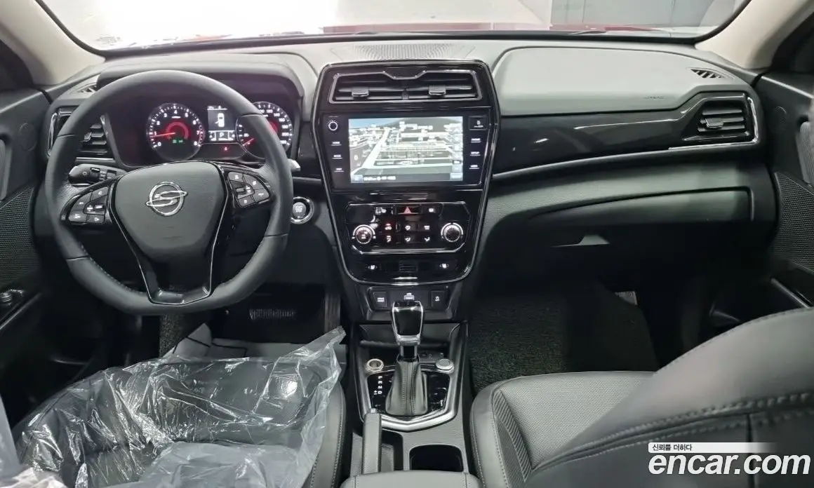 SsangYong TIBOLI 2022 1.5 автомат (гидро), фото 5 SsangYong TIBOLI 2022 1.5 автомат (гидро), фото 5