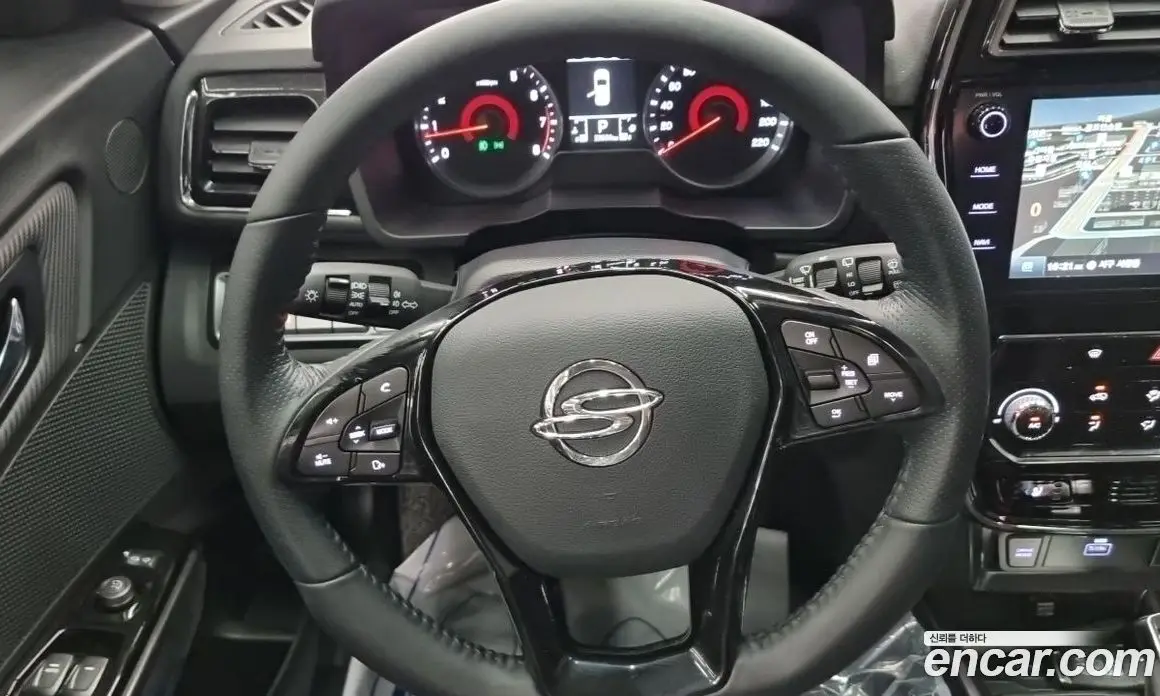 SsangYong TIBOLI 2022 1.5 автомат (гидро), фото 9 SsangYong TIBOLI 2022 1.5 автомат (гидро), фото 9