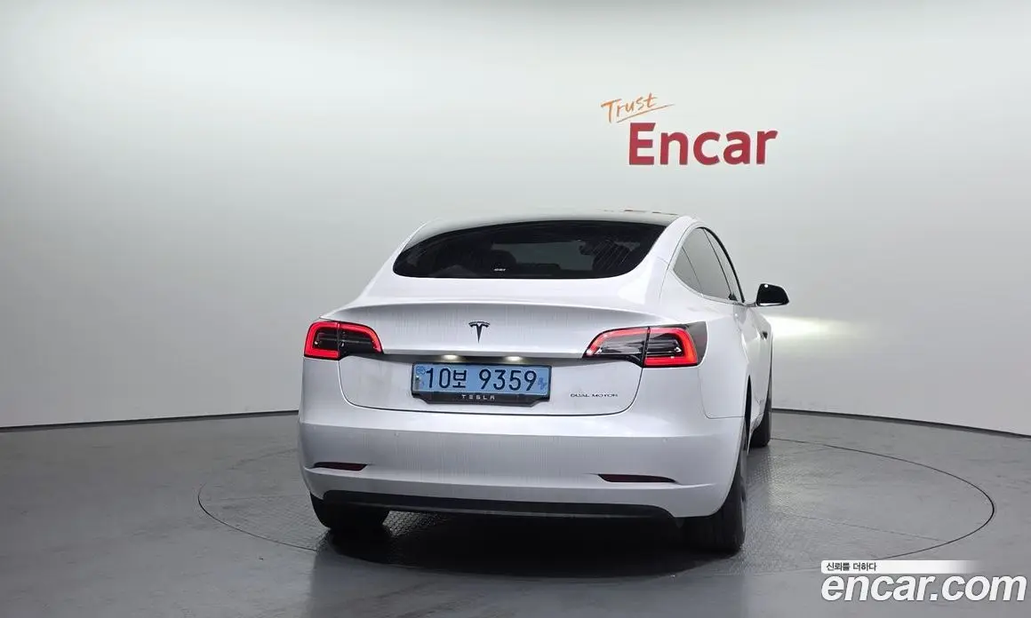 Tesla Model 3 2020 0.2 автомат (гидро), фото 4 Tesla Model 3 2020 0.2 автомат (гидро), фото 4