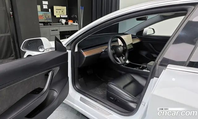 Tesla Model 3 2020 0.2 автомат (гидро), миниатюра 10 Tesla Model 3 2020 0.2 автомат (гидро), миниатюра 10