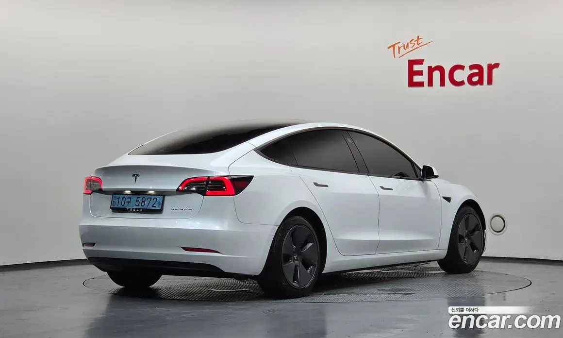 Tesla Model 3 2021 0.2 автомат (гидро), фото 2 Tesla Model 3 2021 0.2 автомат (гидро), фото 2
