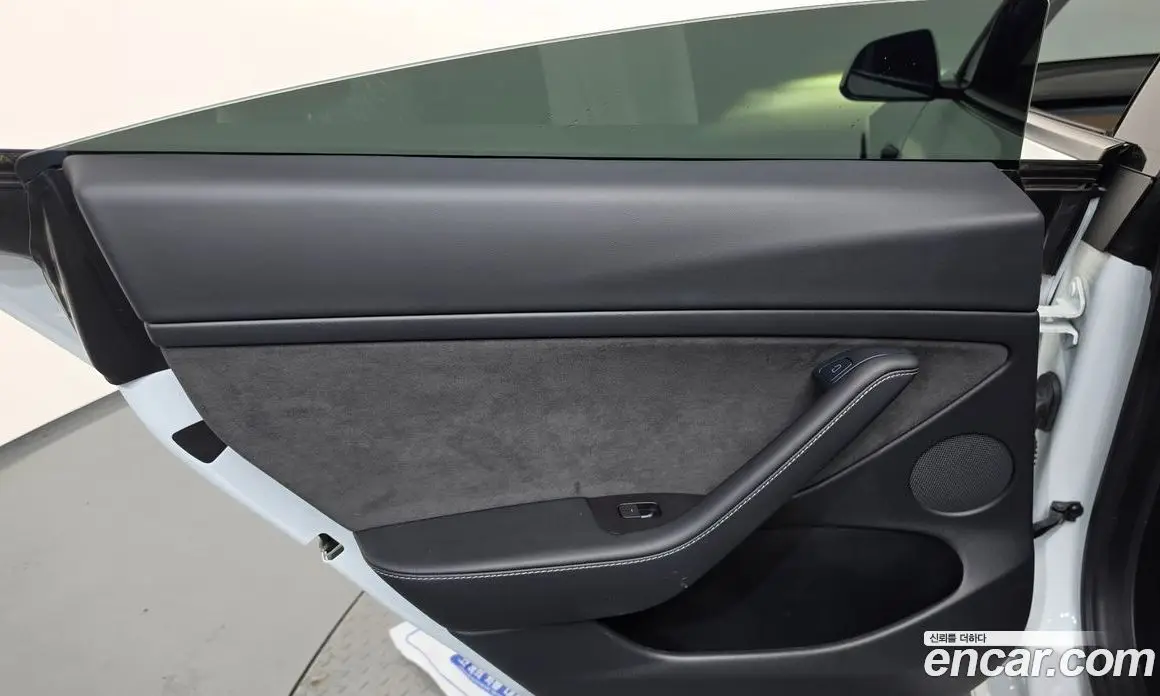 Tesla Model 3 2021 0.2 автомат (гидро), фото 15 Tesla Model 3 2021 0.2 автомат (гидро), фото 15