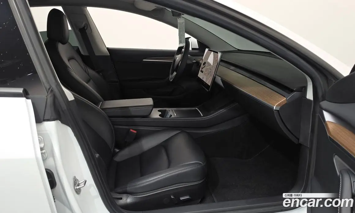 Tesla Model 3 2021 0.2 автомат (гидро), фото 16 Tesla Model 3 2021 0.2 автомат (гидро), фото 16