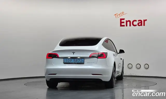 Tesla Model 3 2021 0.2 автомат (гидро), миниатюра 4 Tesla Model 3 2021 0.2 автомат (гидро), миниатюра 4