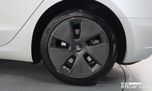 Tesla Model 3 2021 0.2 автомат (гидро), миниатюра 7 Tesla Model 3 2021 0.2 автомат (гидро), миниатюра 7
