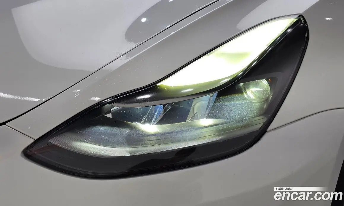 Tesla Model 3 2021 0.2 автомат (гидро), фото 8 Tesla Model 3 2021 0.2 автомат (гидро), фото 8
