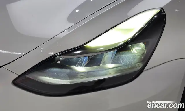 Tesla Model 3 2021 0.2 автомат (гидро), миниатюра 8 Tesla Model 3 2021 0.2 автомат (гидро), миниатюра 8