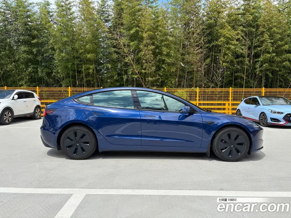 Tesla Model 3 2024 автомат (гидро), фото 5 Tesla Model 3 2024 автомат (гидро), фото 5