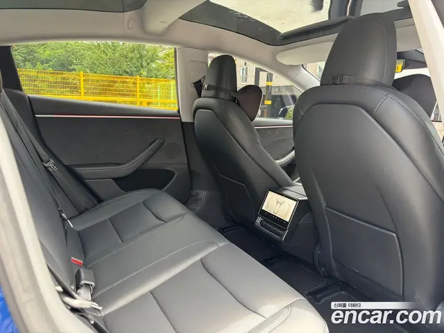 Tesla Model 3 2024 автомат (гидро), миниатюра 8 Tesla Model 3 2024 автомат (гидро), миниатюра 8