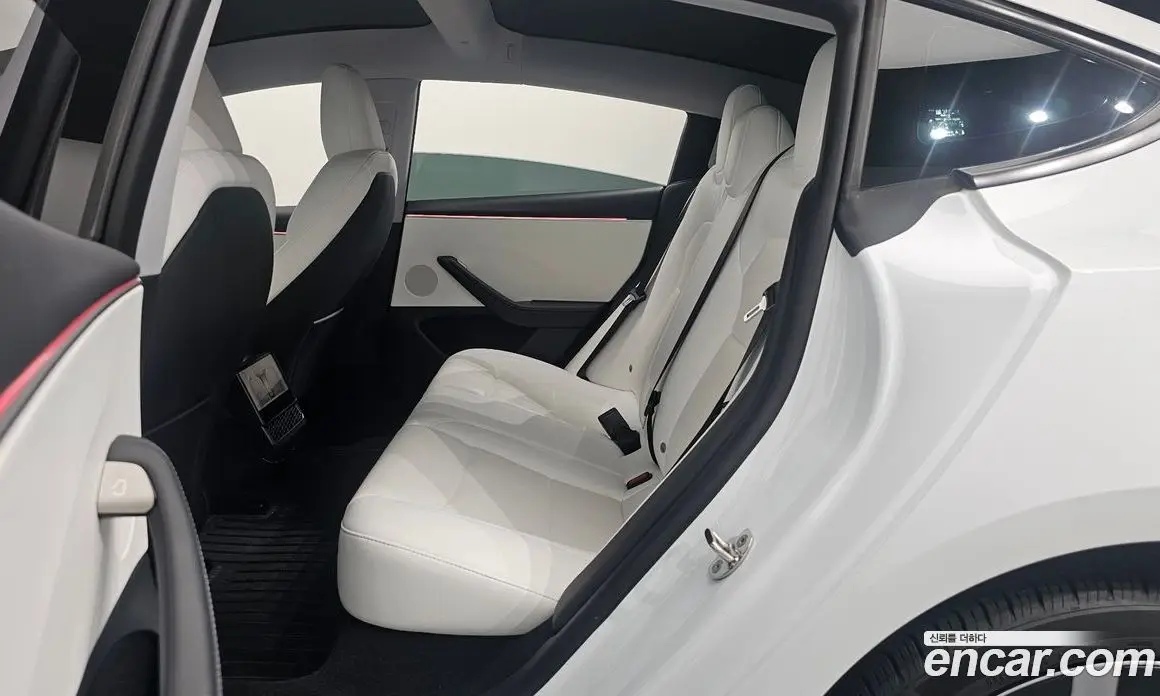 Tesla Model 3 2024 0.2 автомат (гидро), фото 15 Tesla Model 3 2024 0.2 автомат (гидро), фото 15