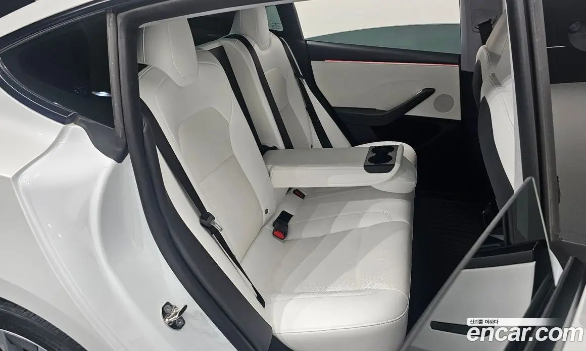 Tesla Model 3 2024 0.2 автомат (гидро), фото 16 Tesla Model 3 2024 0.2 автомат (гидро), фото 16