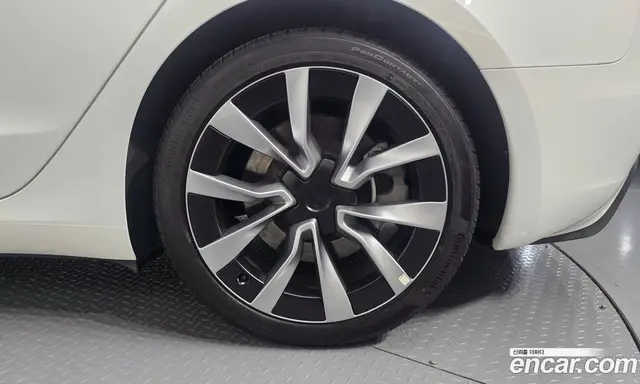 Tesla Model 3 2024 0.2 автомат (гидро), миниатюра 6 Tesla Model 3 2024 0.2 автомат (гидро), миниатюра 6
